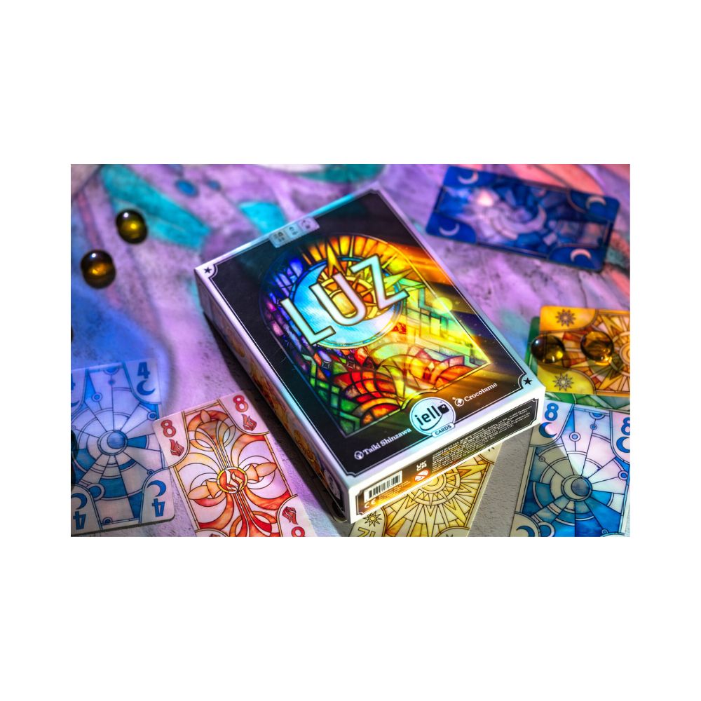 LUZ Card Game